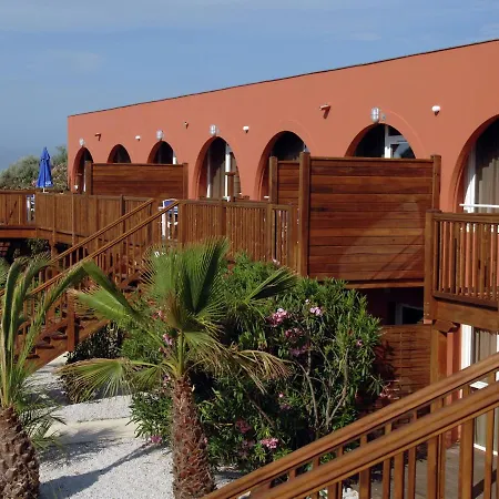 Апартаменти Tidy Near The In A Lively Seaside